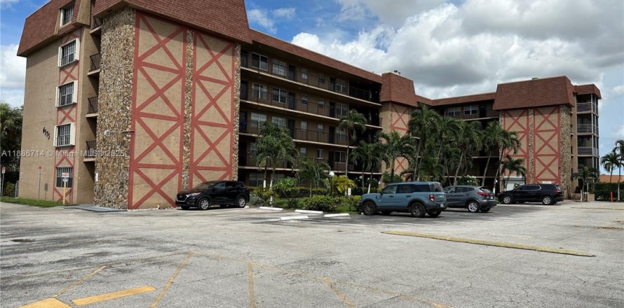 Condo à Hialeah, Floride, 2 chambres  № 1933070