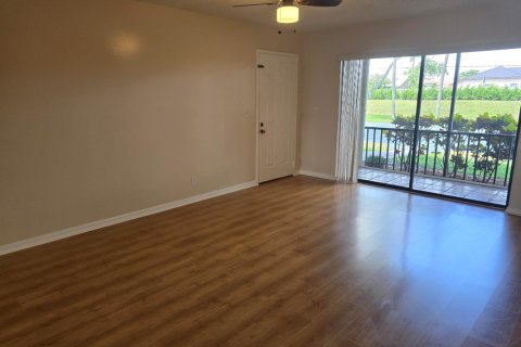 Copropriété à louer à Boynton Beach, Floride: 2 chambres, 93.65 m2 № 2415732 - photo 7