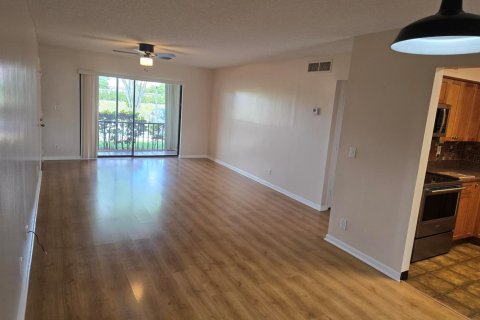 Copropriété à louer à Boynton Beach, Floride: 2 chambres, 93.65 m2 № 2415732 - photo 8