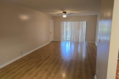 Copropriété à louer à Boynton Beach, Floride: 2 chambres, 93.65 m2 № 2415732 - photo 9