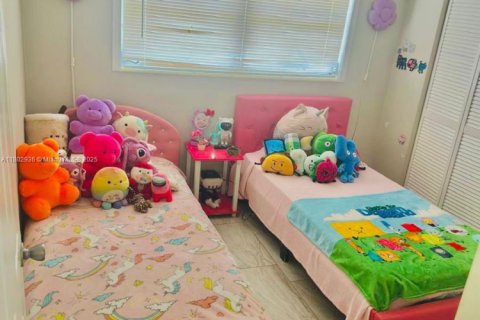 Снять в аренду виллу или дом в Лихай-Эйкерс, Флорида 3 спальни, 138.33м2, № 1958341 - фото 8