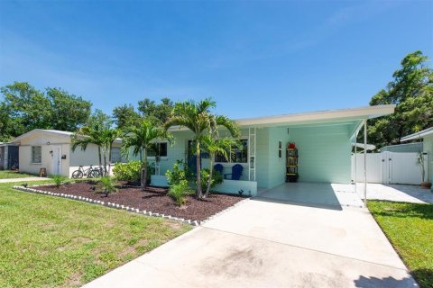 Casa en venta en Saint Petersburg, Florida, 2 dormitorios, 95.41 m2 № 1791391 - foto 3