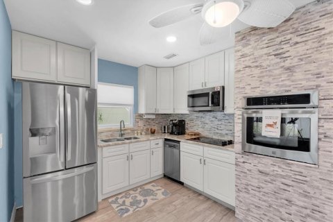 Casa en venta en Saint Petersburg, Florida, 2 dormitorios, 95.41 m2 № 1791391 - foto 11