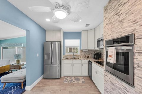 Casa en venta en Saint Petersburg, Florida, 2 dormitorios, 95.41 m2 № 1791391 - foto 9