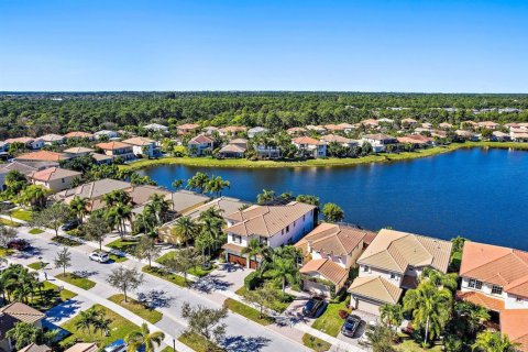 Villa ou maison à vendre à Palm Beach Gardens, Floride: 5 chambres, 373.1 m2 № 2386953 - photo 4