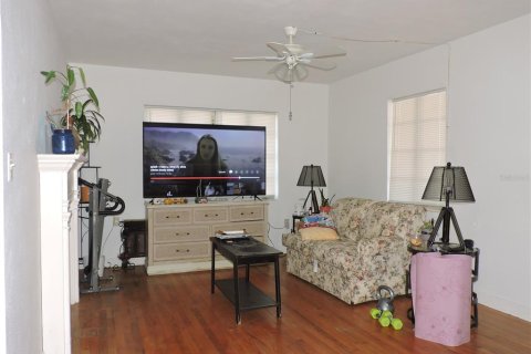 House in Lake Wales, Florida 2 bedrooms, 80.17 sq.m. № 1881439 - photo 4