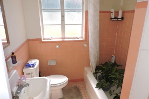 House in Lake Wales, Florida 2 bedrooms, 80.17 sq.m. № 1881439 - photo 11