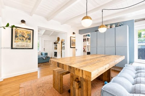 Купить виллу или дом в Майами, Флорида 3 спальни, 90.12м2, № 2087080 - фото 8