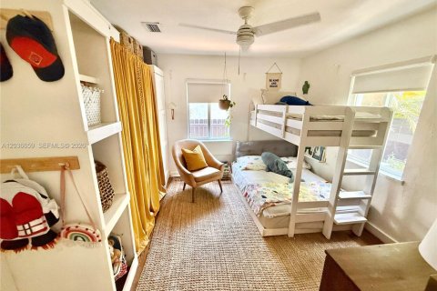 Купить виллу или дом в Майами, Флорида 3 спальни, 90.12м2, № 2087080 - фото 21