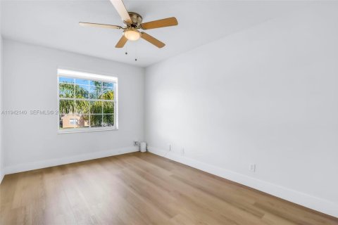 Villa ou maison à vendre à Miramar, Floride: 5 chambres, 242.2 m2 № 2001298 - photo 19