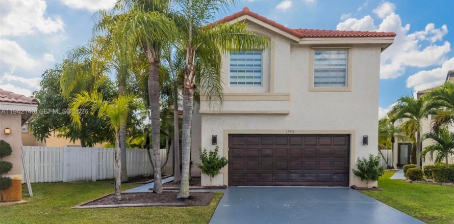 Villa ou maison à Miramar, Floride 5 chambres, 242.2 m2 № 2001298