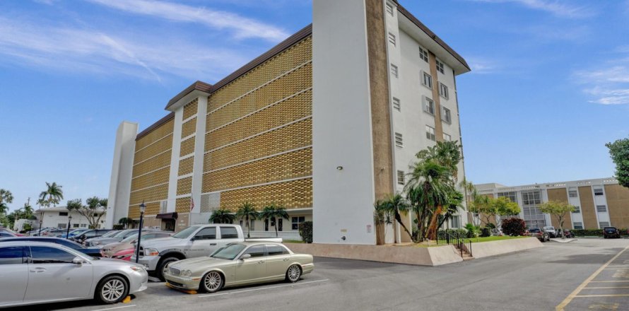 Condo in Oakland Park, Florida, 2 bedrooms  № 849942