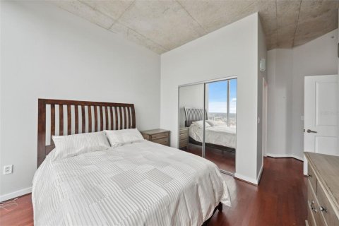 Condo in Tampa, Florida, 2 bedrooms  № 1733440 - photo 13