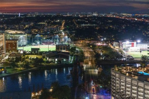 Condo in Tampa, Florida, 2 bedrooms  № 1733440 - photo 27