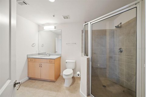 Condo in Tampa, Florida, 2 bedrooms  № 1733440 - photo 18