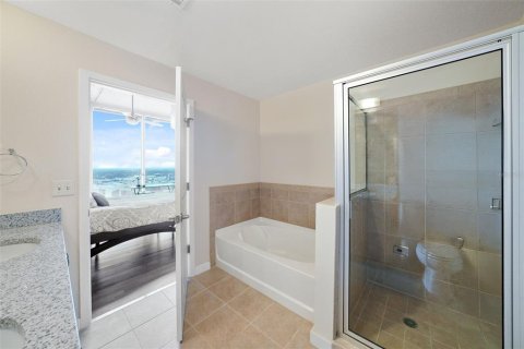Condo in Tampa, Florida, 2 bedrooms  № 1733440 - photo 14