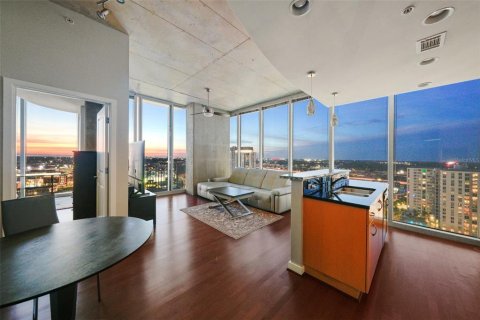 Condo in Tampa, Florida, 2 bedrooms  № 1733440 - photo 3