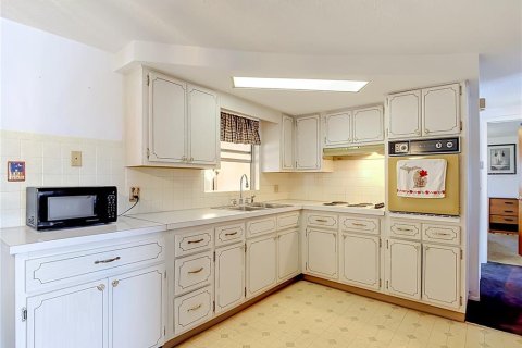 Villa ou maison à vendre à New Port Richey, Floride: 2 chambres, 101.45 m2 № 2204048 - photo 5
