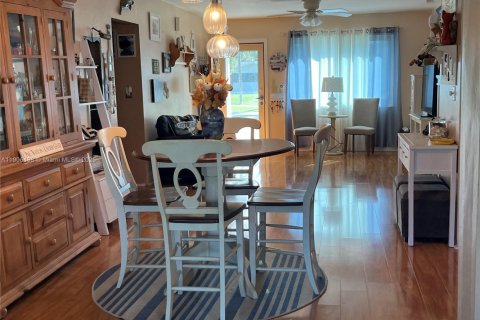 Villa ou maison à vendre à Dania Beach, Floride: 3 chambres, 144.93 m2 № 1965869 - photo 7