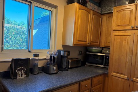 Casa en venta en Dania Beach, Florida, 3 dormitorios, 144.93 m2 № 1965869 - foto 27