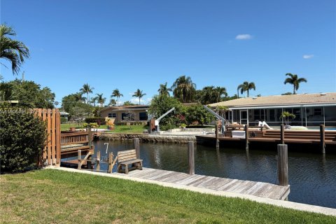 Casa en venta en Dania Beach, Florida, 3 dormitorios, 144.93 m2 № 1965869 - foto 28