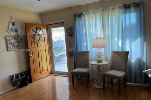 Villa ou maison à vendre à Dania Beach, Floride: 3 chambres, 144.93 m2 № 1965869 - photo 5