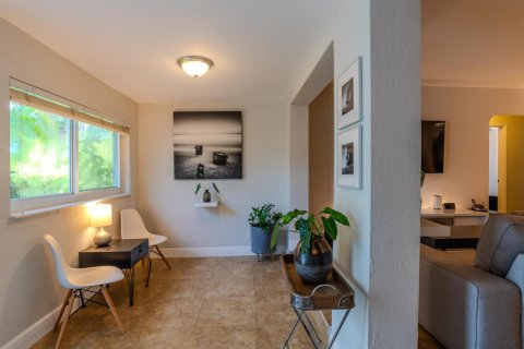 Villa ou maison à vendre à Fort Lauderdale, Floride: 3 chambres, 142.33 m2 № 2283162 - photo 4