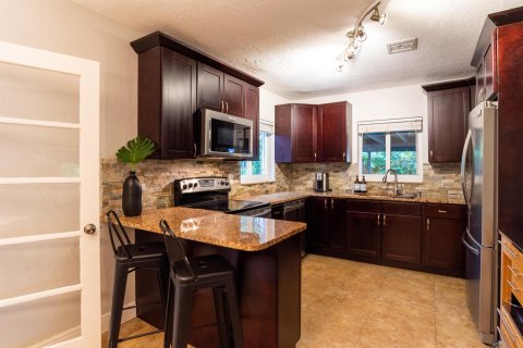 Villa ou maison à vendre à Fort Lauderdale, Floride: 3 chambres, 142.33 m2 № 2283162 - photo 10