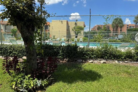 Condominio en venta en Miami, Florida, 1 dormitorio, 57.04 m2 № 2027817 - foto 21