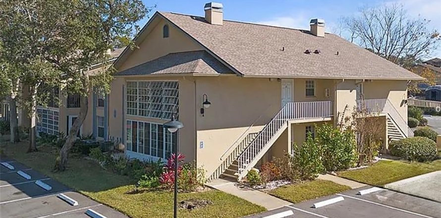 Condo in Ormond Beach, Florida, 2 bedrooms № 1919353