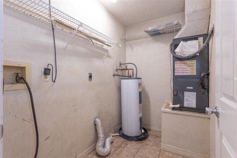 Condo in Ormond Beach, Florida, 2 bedrooms  № 1919353 - photo 21