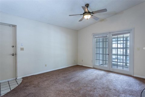 Condo in Ormond Beach, Florida, 2 bedrooms  № 1919353 - photo 6