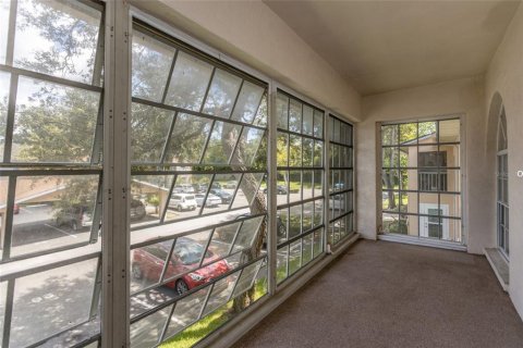 Condo in Ormond Beach, Florida, 2 bedrooms  № 1919353 - photo 9