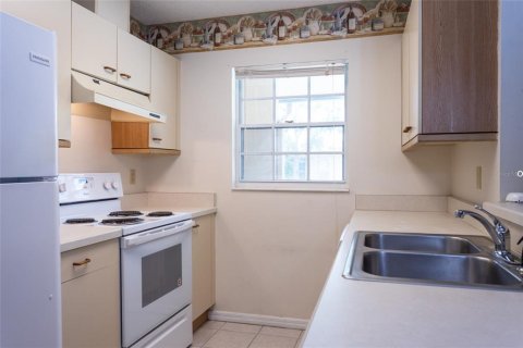 Condo in Ormond Beach, Florida, 2 bedrooms  № 1919353 - photo 4