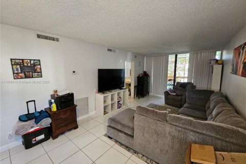 Condominio en venta en Coral Springs, Florida, 2 dormitorios, 99.22 m2 № 1888282 - foto 6