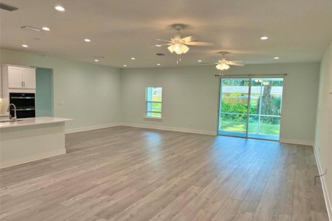Villa ou maison à vendre à New Smyrna Beach, Floride: 3 chambres, 203.64 m2 № 2429344 - photo 7