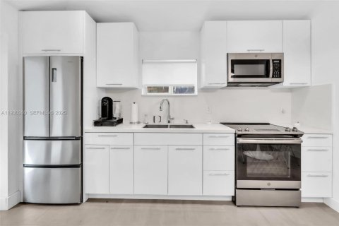 Apartamento en alquiler en Miami Beach, Florida, 1 dormitorio, 46.45 m2 № 1989138 - foto 9