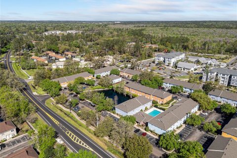 Condo in Gainesville, Florida, 2 bedrooms  № 1584189 - photo 25
