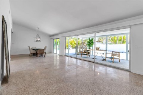 Casa en venta en Sarasota, Florida, 3 dormitorios, 175.96 m2 № 1757677 - foto 17