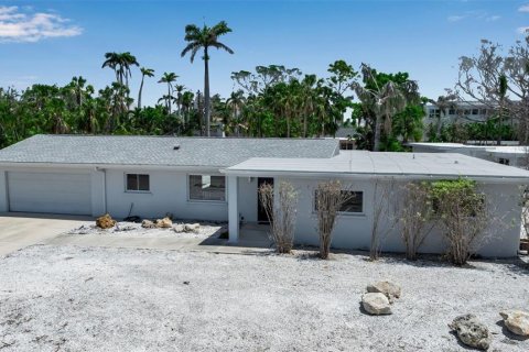 Casa en venta en Sarasota, Florida, 3 dormitorios, 175.96 m2 № 1757677 - foto 1