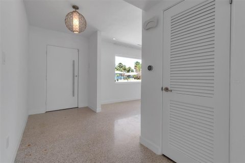 Casa en venta en Sarasota, Florida, 3 dormitorios, 175.96 m2 № 1757677 - foto 21
