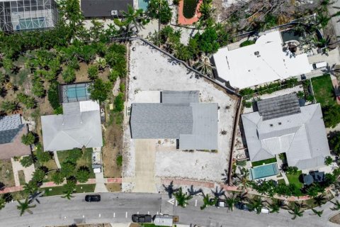 Casa en venta en Sarasota, Florida, 3 dormitorios, 175.96 m2 № 1757677 - foto 12