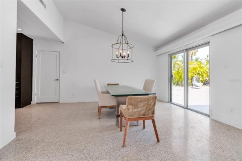 Casa en venta en Sarasota, Florida, 3 dormitorios, 175.96 m2 № 1757677 - foto 27