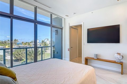 Touwnhouse à vendre à Hollywood, Floride: 3 chambres, 299.15 m2 № 1800653 - photo 29