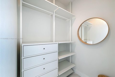 Touwnhouse à vendre à Hollywood, Floride: 3 chambres, 299.15 m2 № 1800653 - photo 26