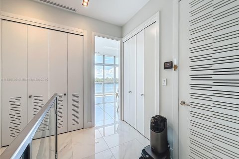 Touwnhouse à vendre à Hollywood, Floride: 3 chambres, 299.15 m2 № 1800653 - photo 20