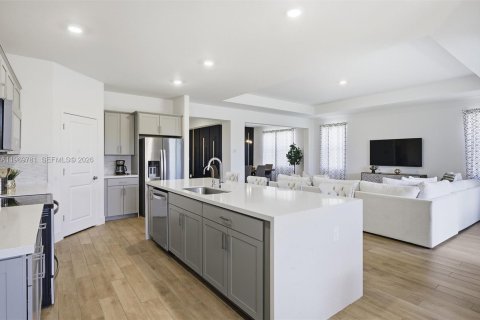 Villa ou maison à vendre à Homestead, Floride: 4 chambres, 267.56 m2 № 2030619 - photo 3