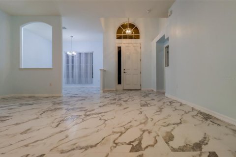 Casa en alquiler en Brandon, Florida, 3 dormitorios, 176.14 m2 № 2347492 - foto 17