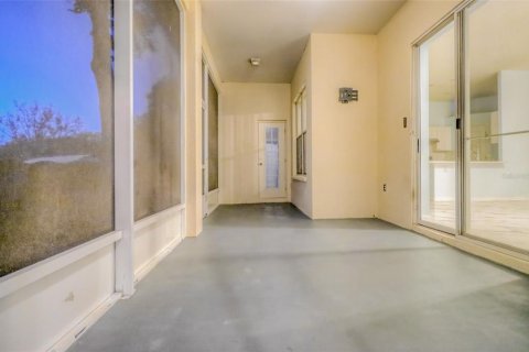 Casa en alquiler en Brandon, Florida, 3 dormitorios, 176.14 m2 № 2347492 - foto 8