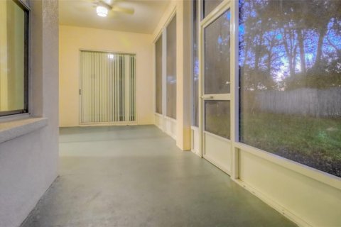 Casa en alquiler en Brandon, Florida, 3 dormitorios, 176.14 m2 № 2347492 - foto 5